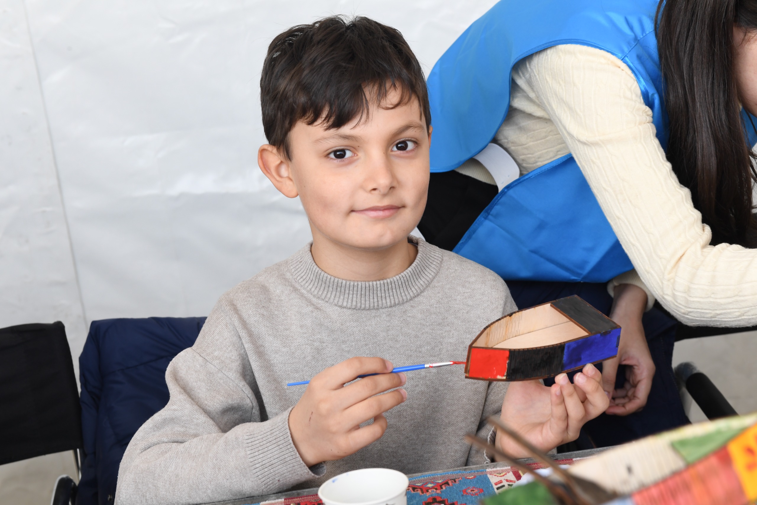 Bakıda Xəzərin suları avarçəkmə və yelkənli qayıqlarla bəzəndi (FOTO)